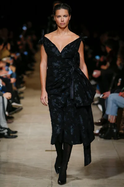 Look 39